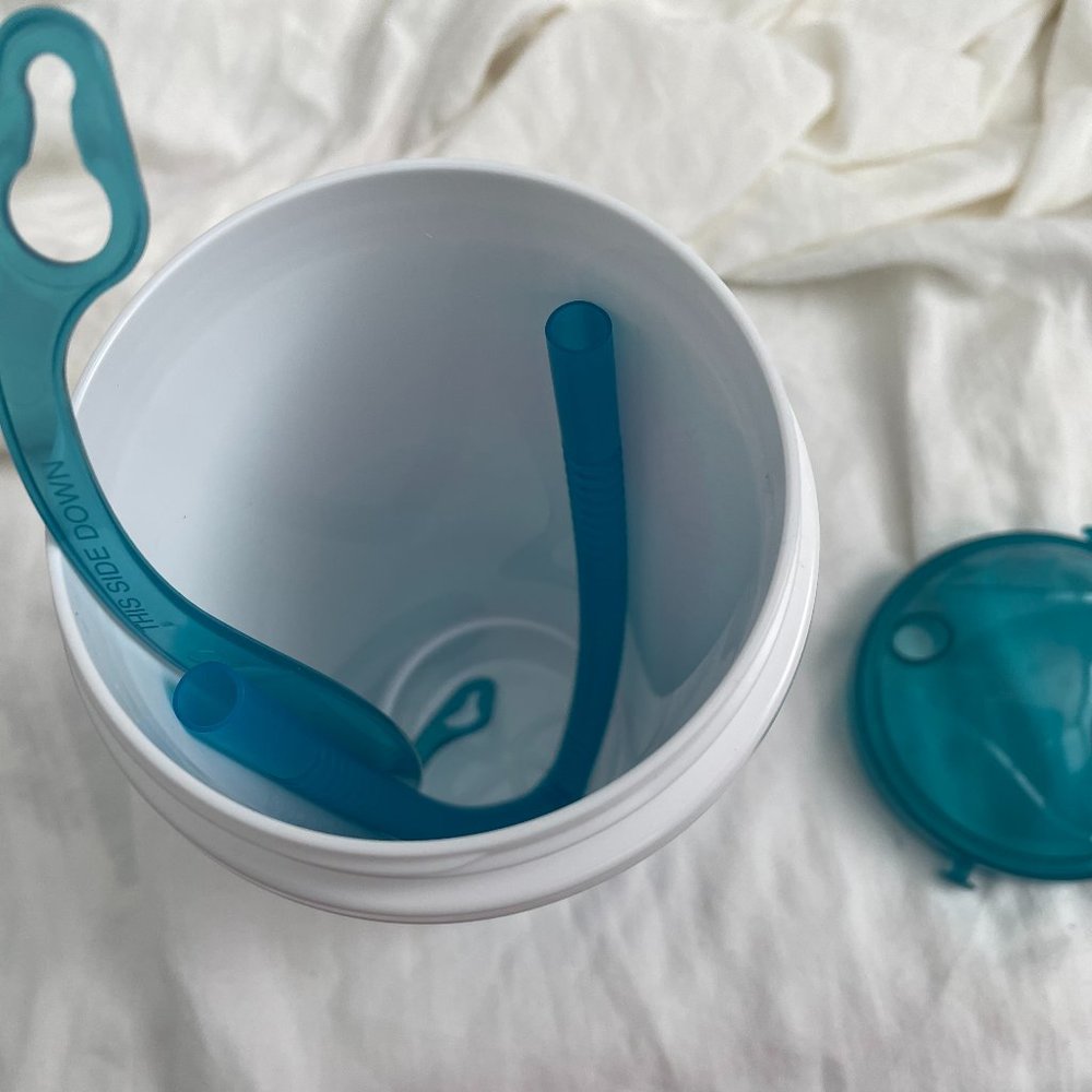 Royal Caribbean/Coca Cola Souvenir Cups - 2 - Picture 4 of 5